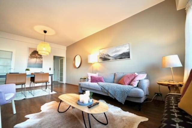 Cozy&Bright 2-Bedroom Apartment Washer&Dryer, King Size Bed Rovaniemi Zewnętrze zdjęcie
