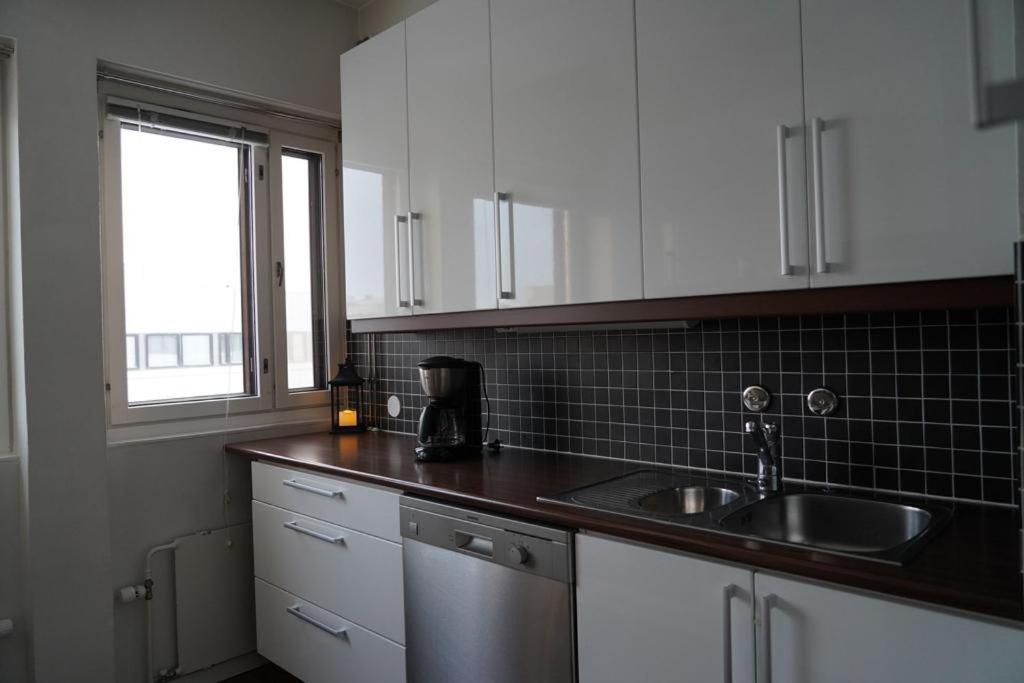 Cozy&Bright 2-Bedroom Apartment Washer&Dryer, King Size Bed Rovaniemi Zewnętrze zdjęcie